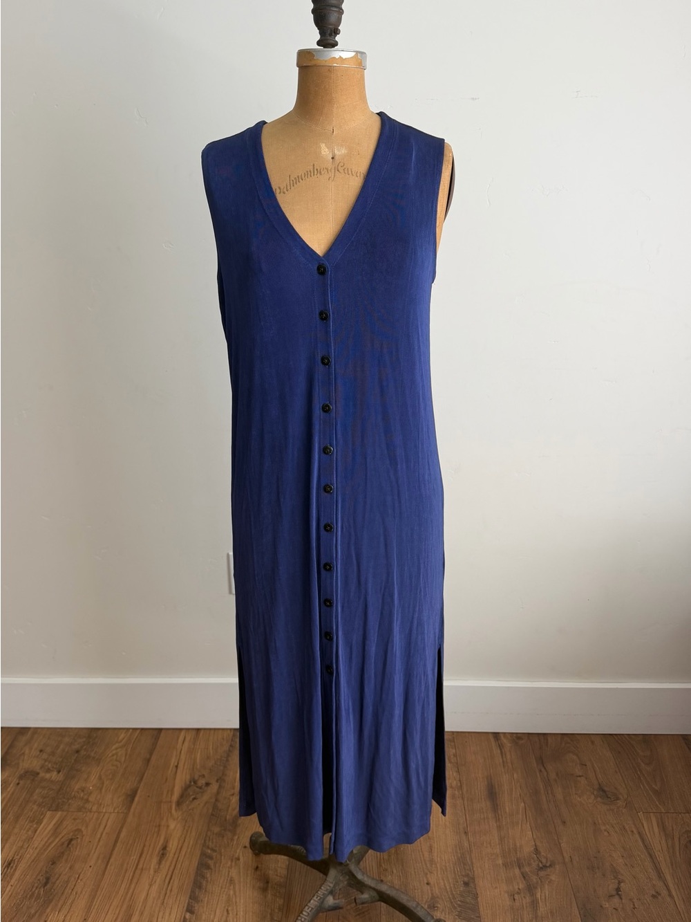 Vintage 90s Chico's Travelers Sleeveless Button-Front Midi Dress - Navy Blue
